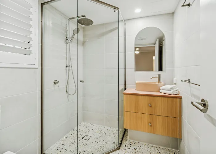 Le Beach Apartments