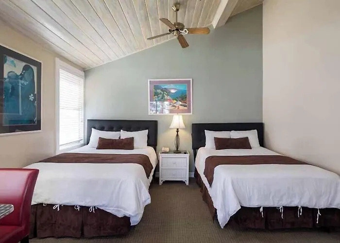 Glenmore Plaza Hotel