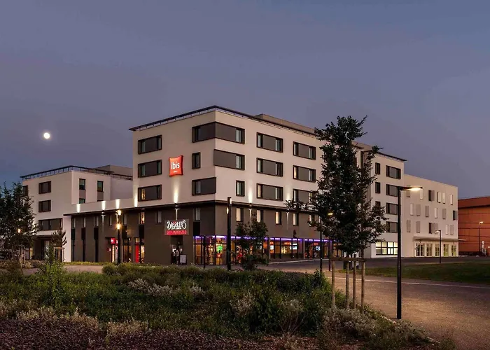 Ibis Saint Quentin En Yvelines - Vélodrome