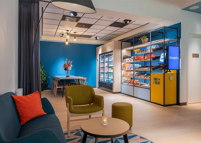 3 star hotels Hampton By Hilton Utrecht Centraal Station