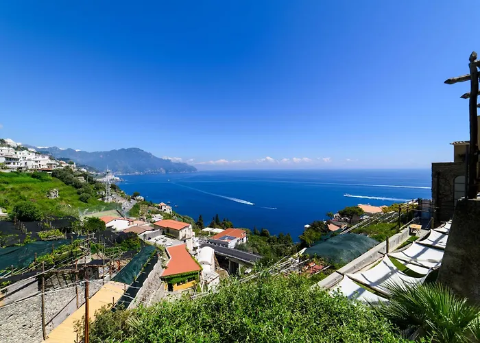 Alba D'Oro - Historic Luxury