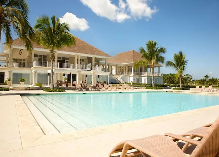 Tortuga Bay