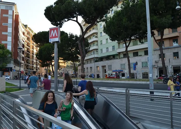  AL 171 Locazione Turistica A 50mt Metro B1