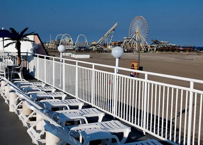 Motel: Heart Of Wildwood Boardwalk Motel