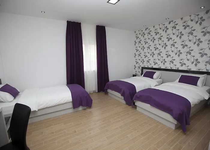 Rooms Ino