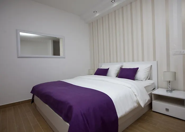 Rooms Ino