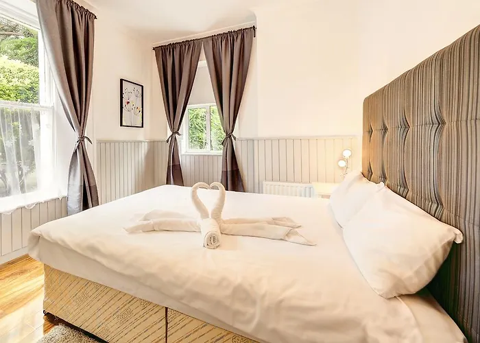 Hotel met tennis: The Marilyn Mansion