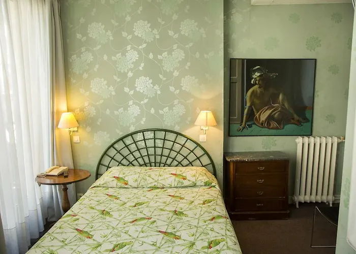 Agora