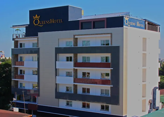 Romantic hotel: Queens Hotel Angeles City
