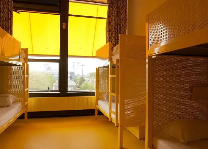 Resort: Wow Amsterdam Hostel