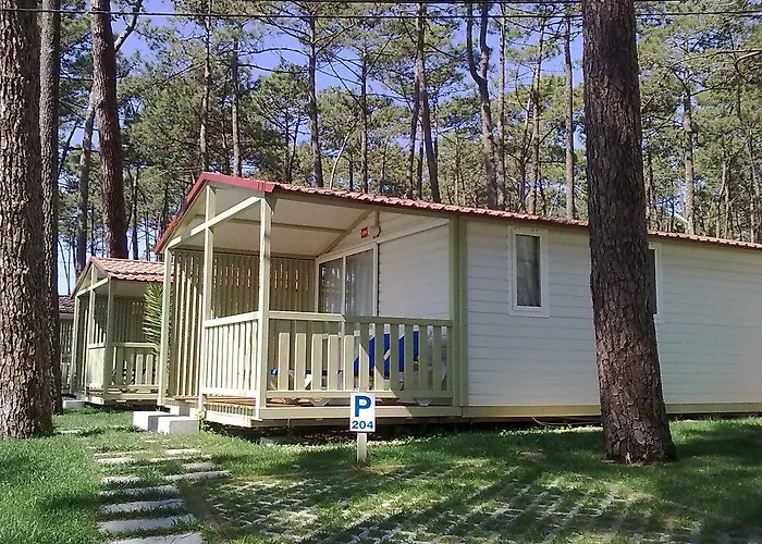 Orbitur Valado Bungalows Caravan Park Parque de Campismo