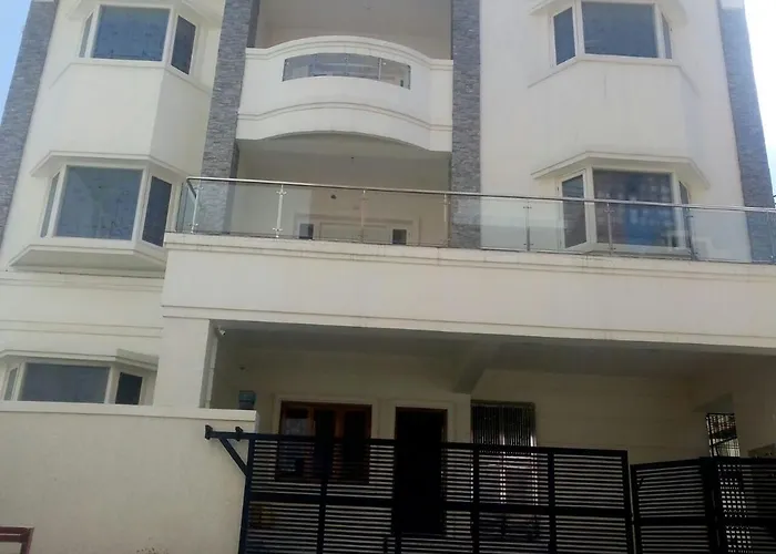 B&B only: Fresh Living Prime Banjara