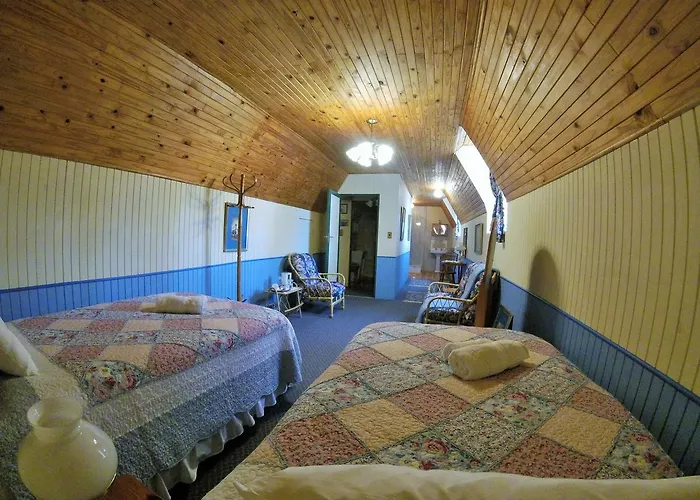 A Pilgrims Rest Guest House In Graskop