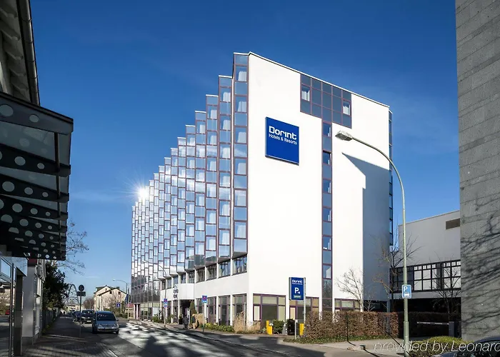 Hotels with pool Essential By Dorint Frankfurt-Niederrad