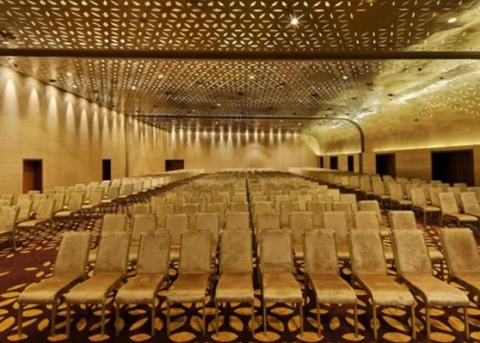 Hotel suites Park Hyderabad, Banjara Hills Near Hussain Sagar Lake