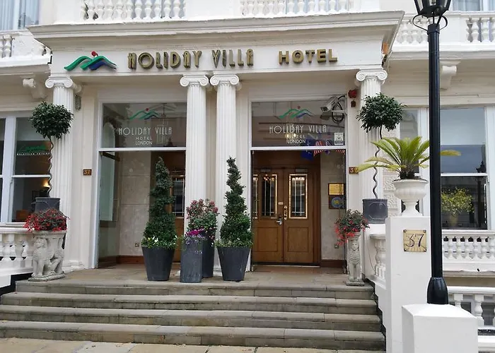 Holiday Villa