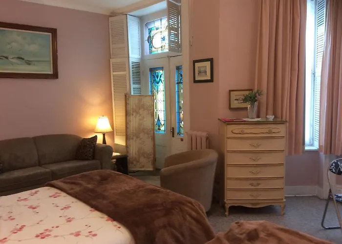B&B: La Maison Demers