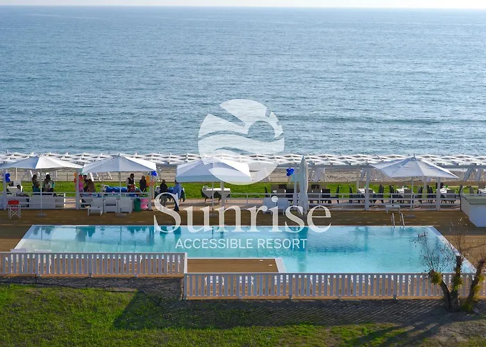 Hotel Con Piscina Sunrise Accessible Resort