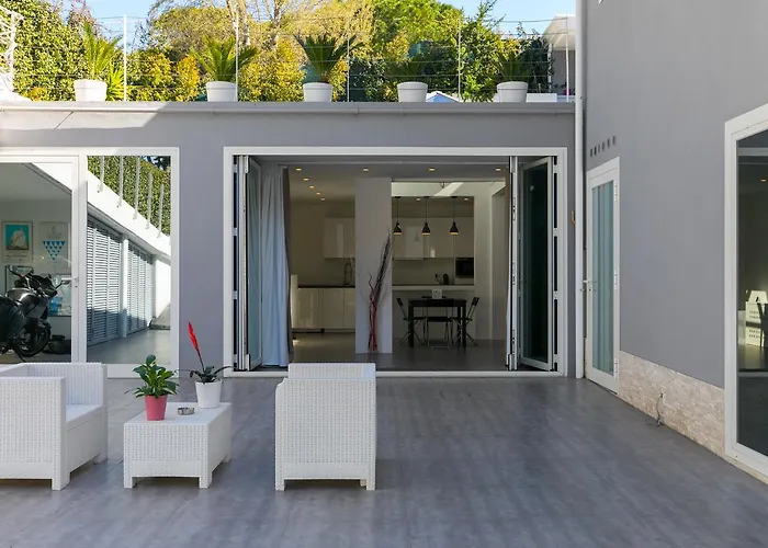 Casa vacanza: Niclas Luxury Apartments Eur