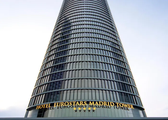 Hôtel pour familles: Eurostars Madrid Tower