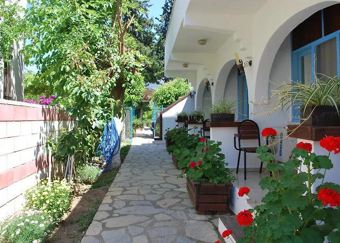 Dog friendly hotels Myra