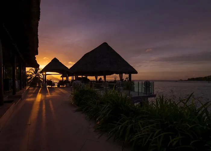 Sunset Beach Hotel