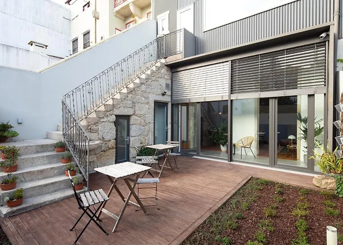  Trindade Premium Suites & Apartments