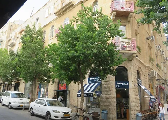 Alon Hotel