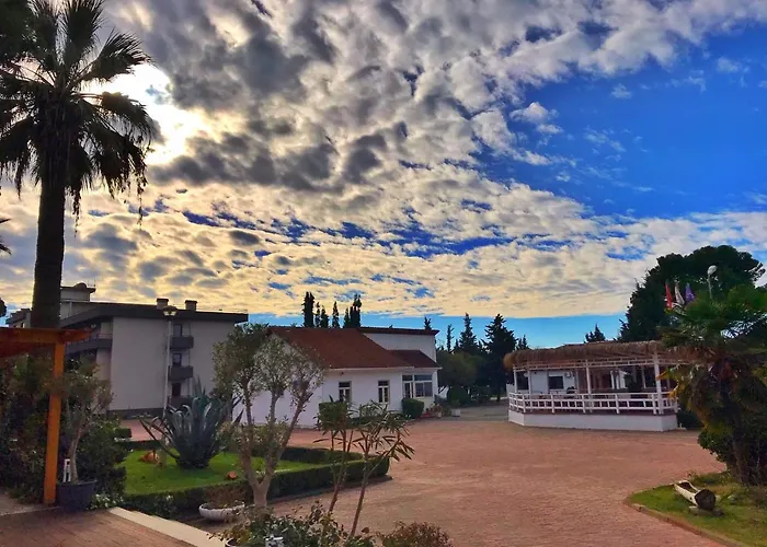 Hotel vicino al College: Tropikal Bungalows