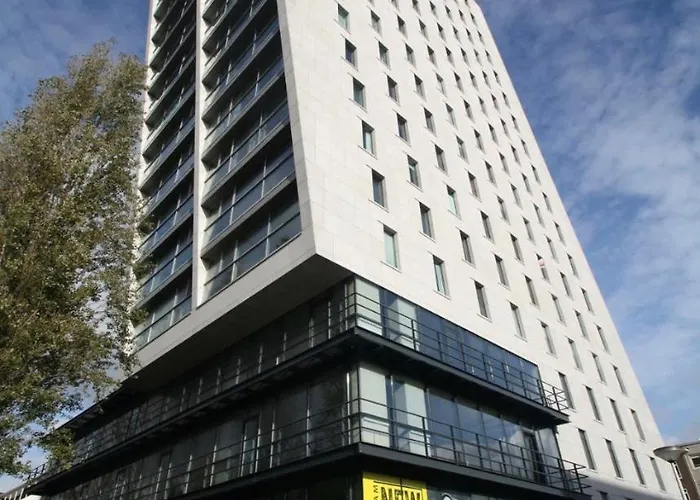 Hotel: Hotel New Kit