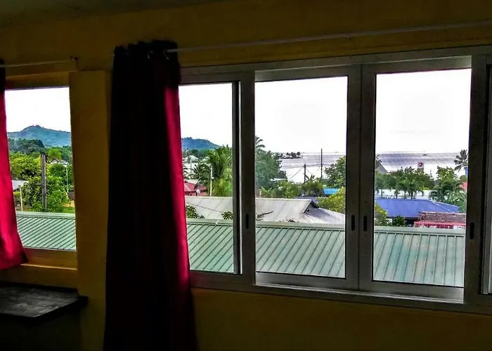 Pet Friendly hotel: Sunset Hill Lodge