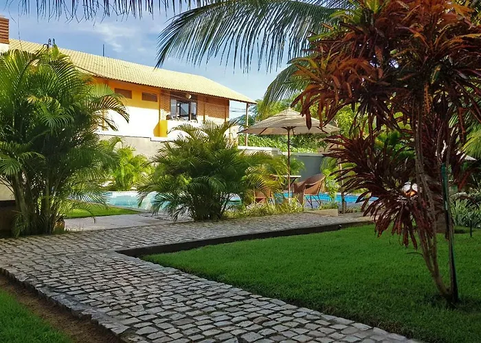  Ravenala Boutique