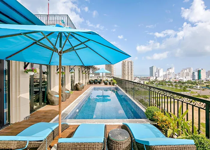 Hotels with pool Herriott & Suite