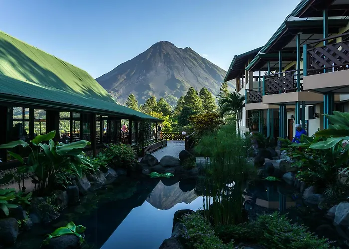 Vacation home: Arenal Observatory Lodge & Trails