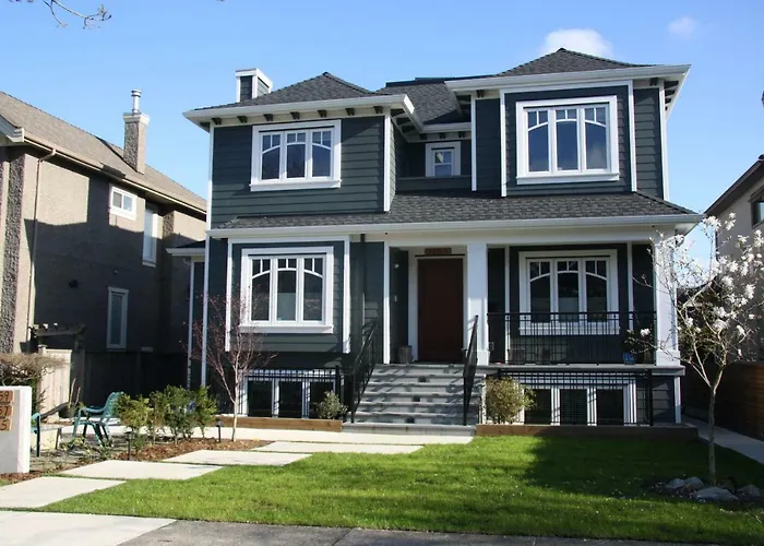 Central hotel: Vancouver Traveller B&B