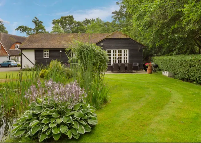 Bungalow rentals White Lodge Cottage