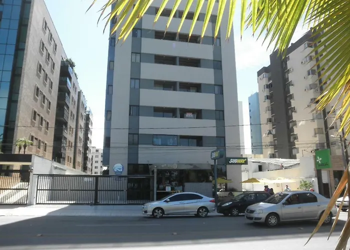 NA BEIRA MAR DE PAJUCARA - EDIFICIO NEO 2 - APARTAMENTO COM 02 QUARTOS - TEM VARANDA- VISTA LATERAL DO MAR - AVENIDA DOUTOR ANTONIO GOUVEIA 1081- CONSUMO ELETRICO É PAGO No CKECK-OUT 1KWH É 1, 35 REIAS