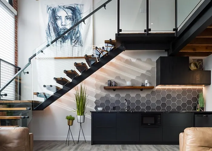 In Luxury hotels 48 King West Boutique