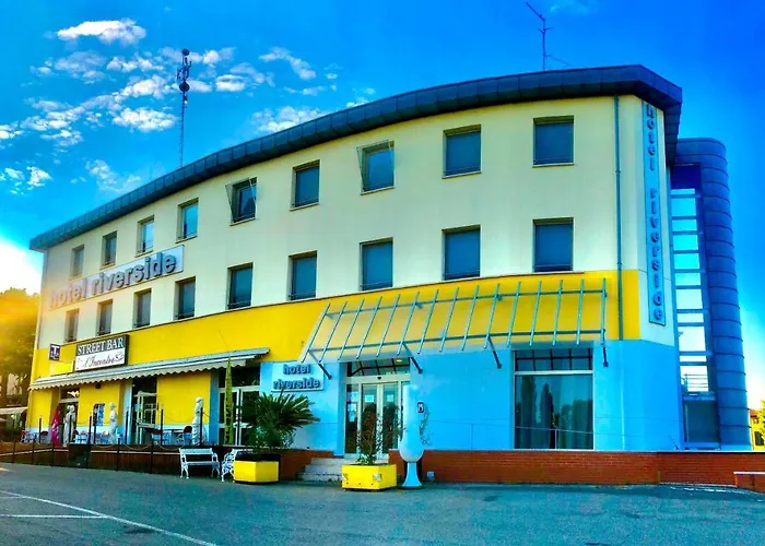  Riverside